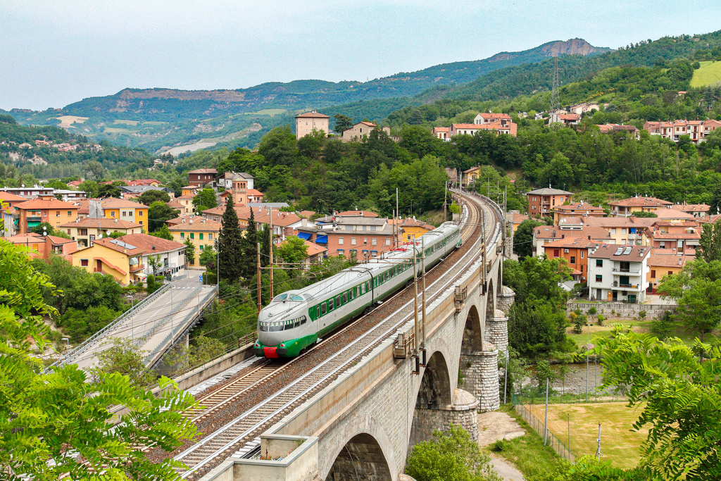 FS ETR 250 252 / Vado railway bridge, Emilia-Romagna — Trainspo