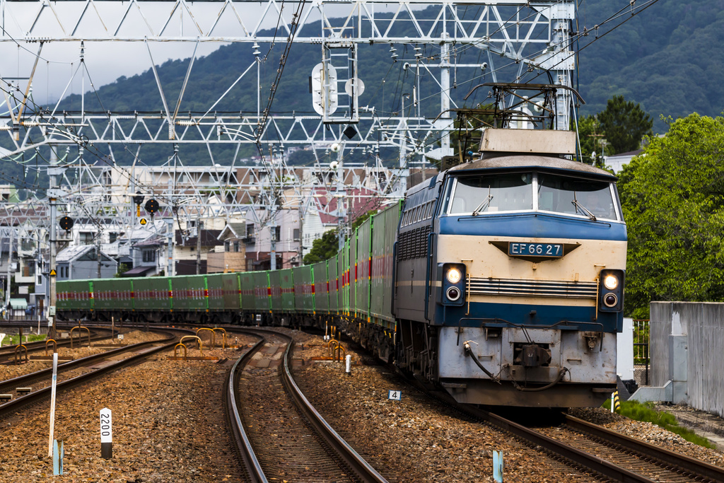 JR Freight EF66 27 / Sakura Shukugawa-eki, Hyōgo — Trainspo