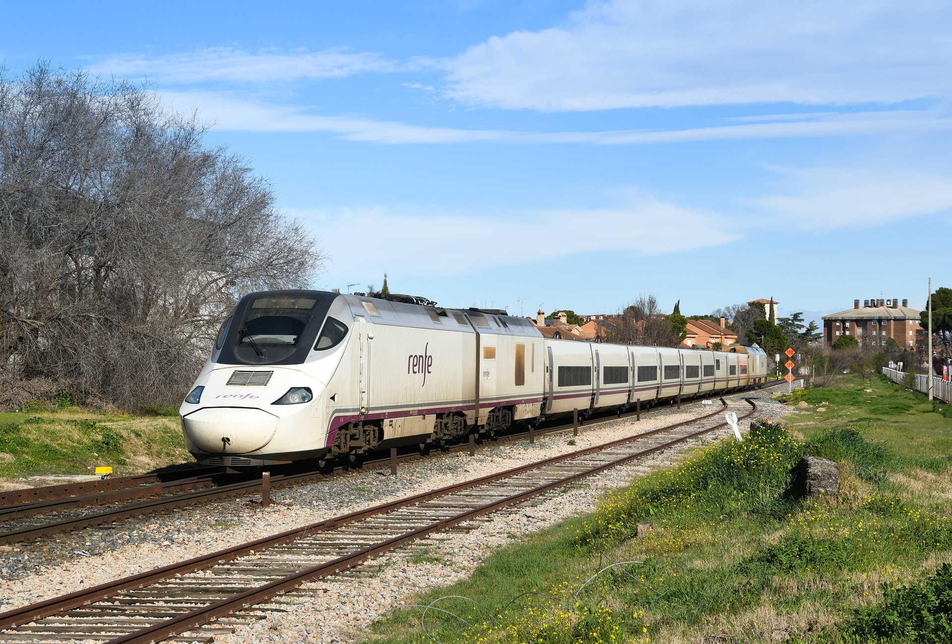 Renfe 730 004 grinon trainspo