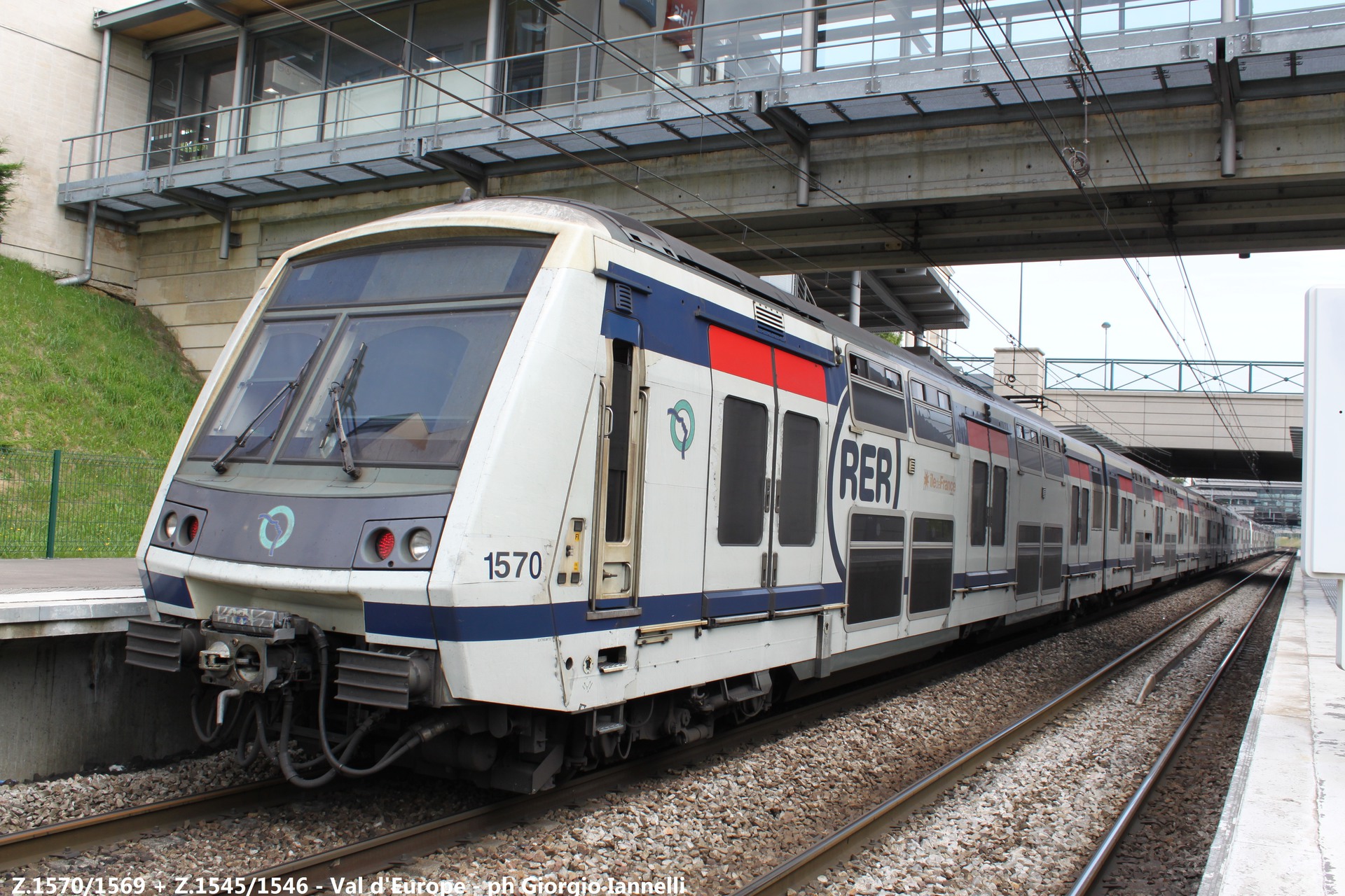 RATP Z 1500 1570 / RER A - Val d'Europe (RATP) — Trainspo