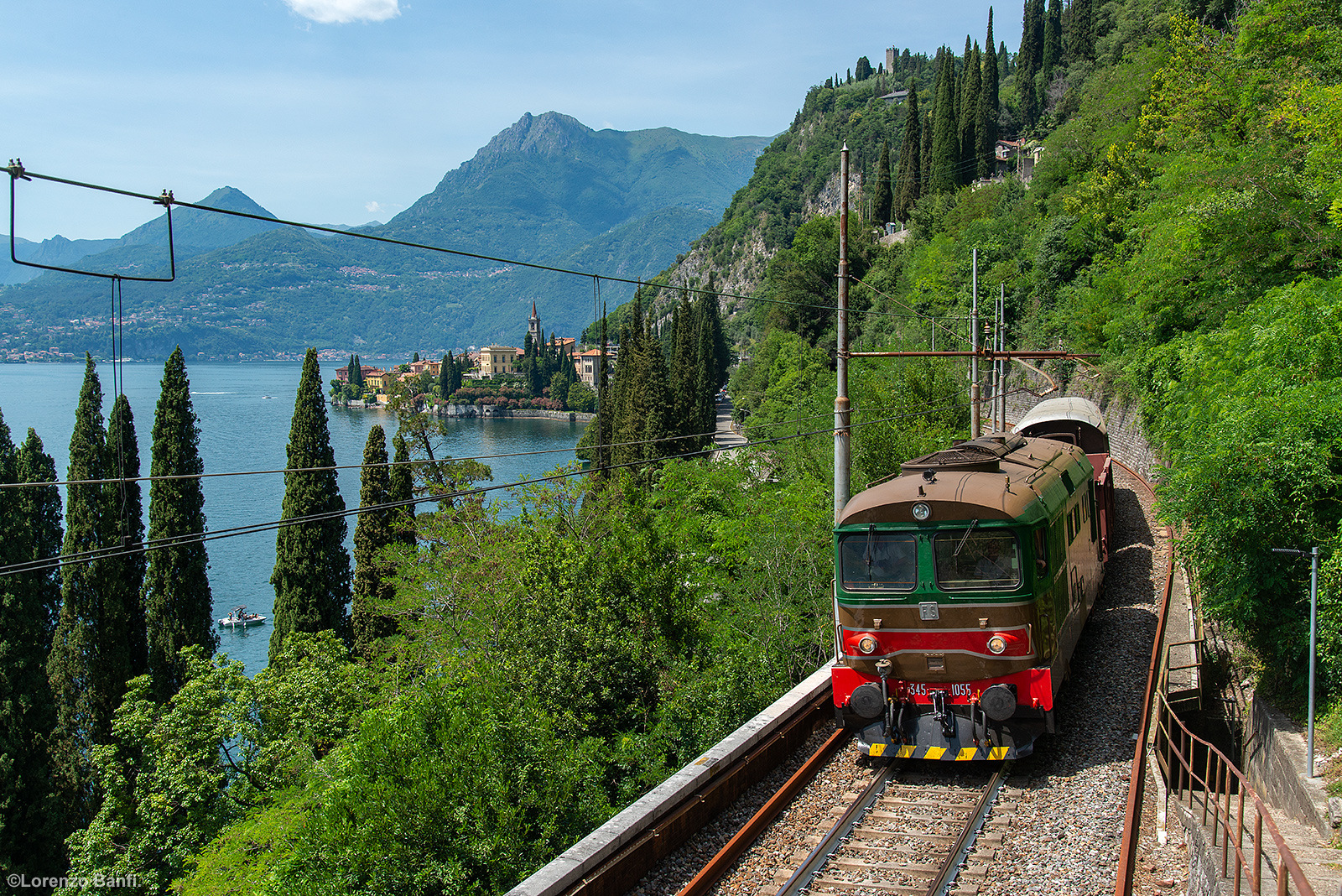 FS D345 1055 / Varenna, Lombardy — Trainspo