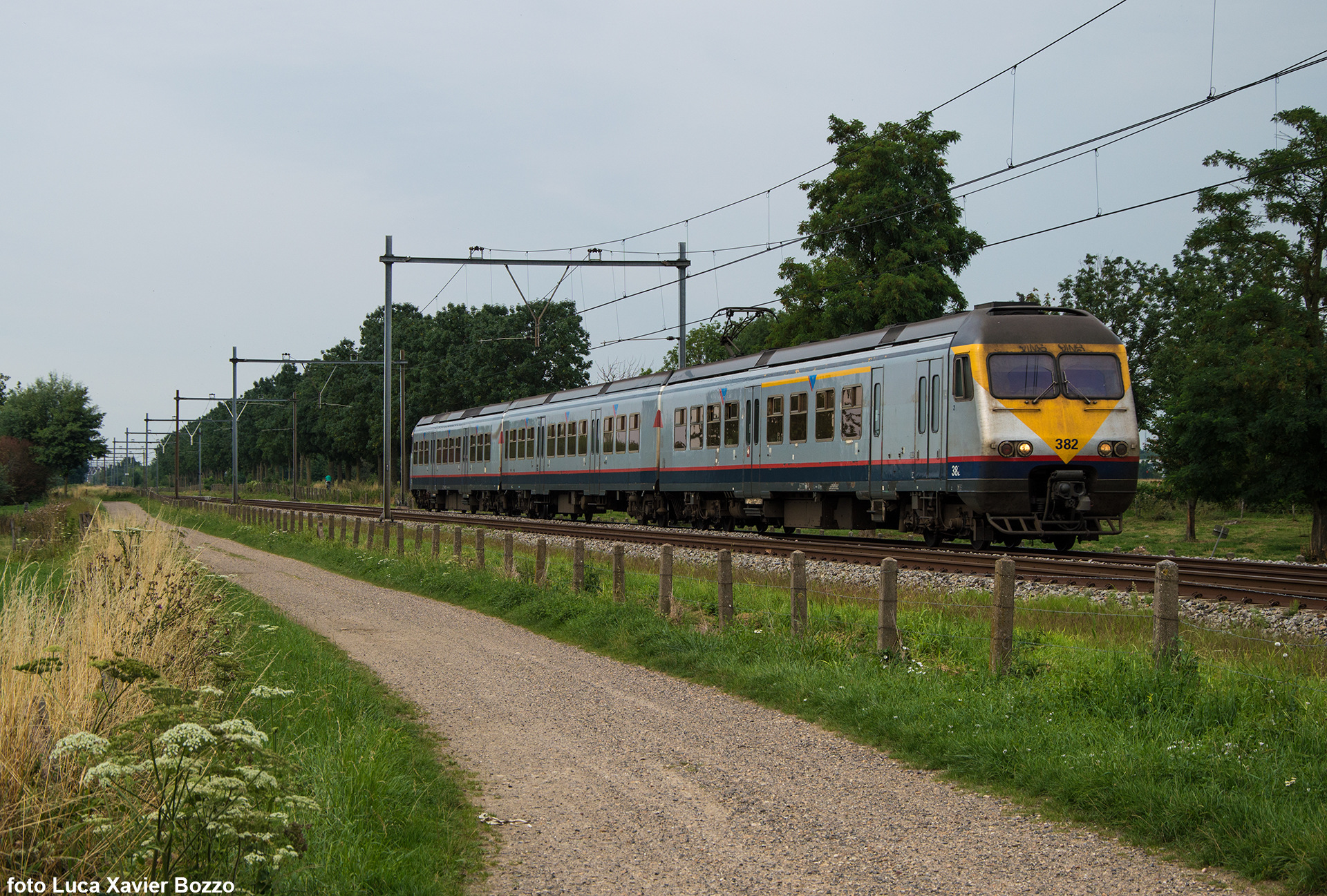 SNCB AM80 382 / Oost-Maarland — Trainspo