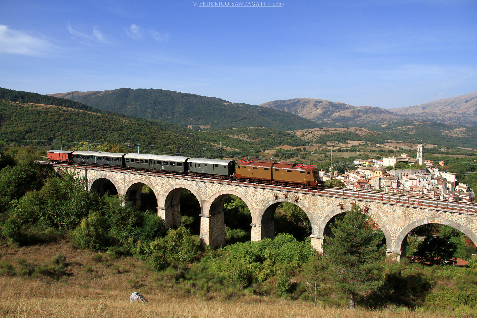 FS E636 161 / Goriano Sicoli, Abruzzo — Trainspo