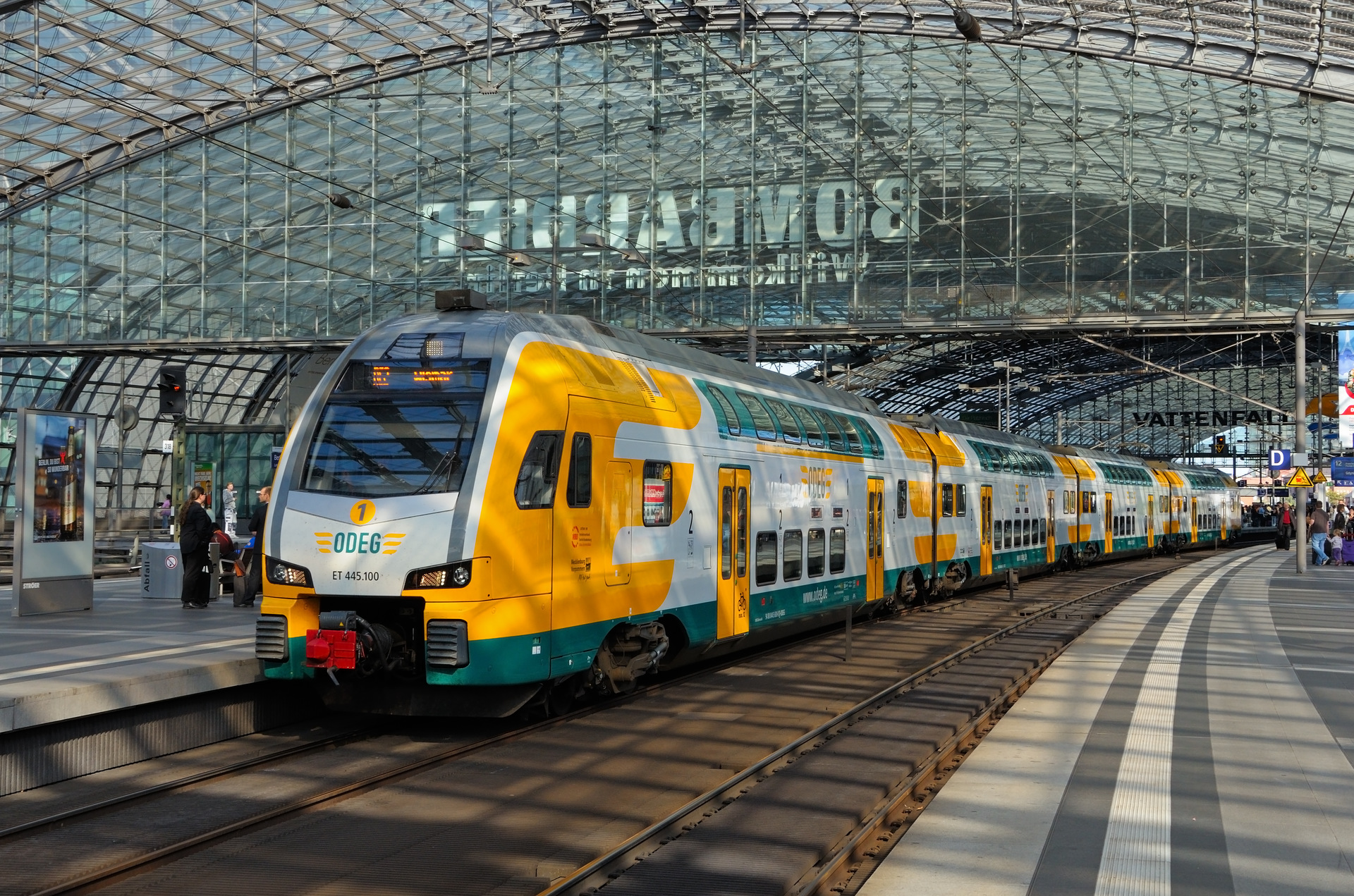 ODEG 445 100 / Berlin Hauptbahnhof, Berlin — Trainspo