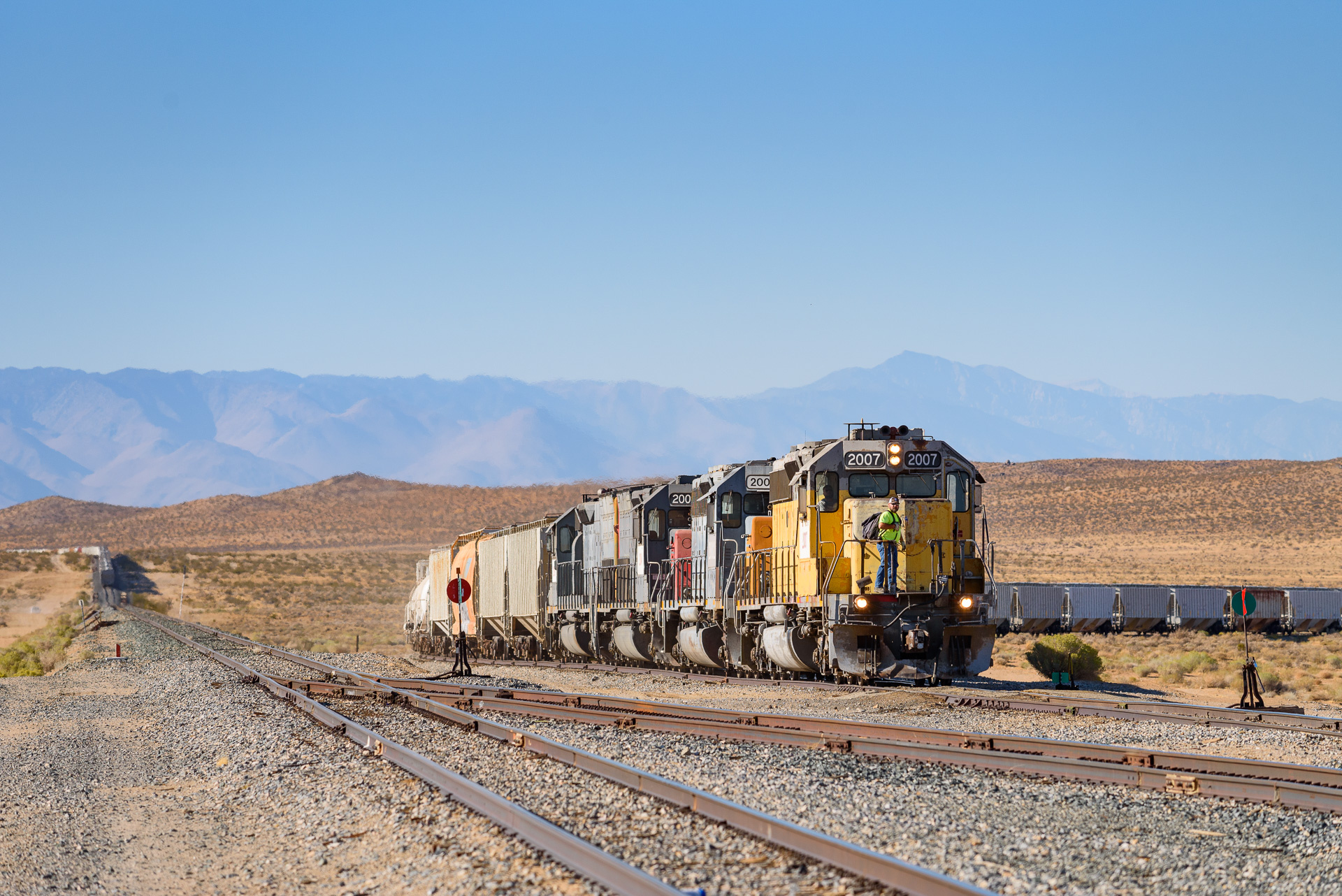 TRC SD40-2 2007 / Searles, CA — Trainspo