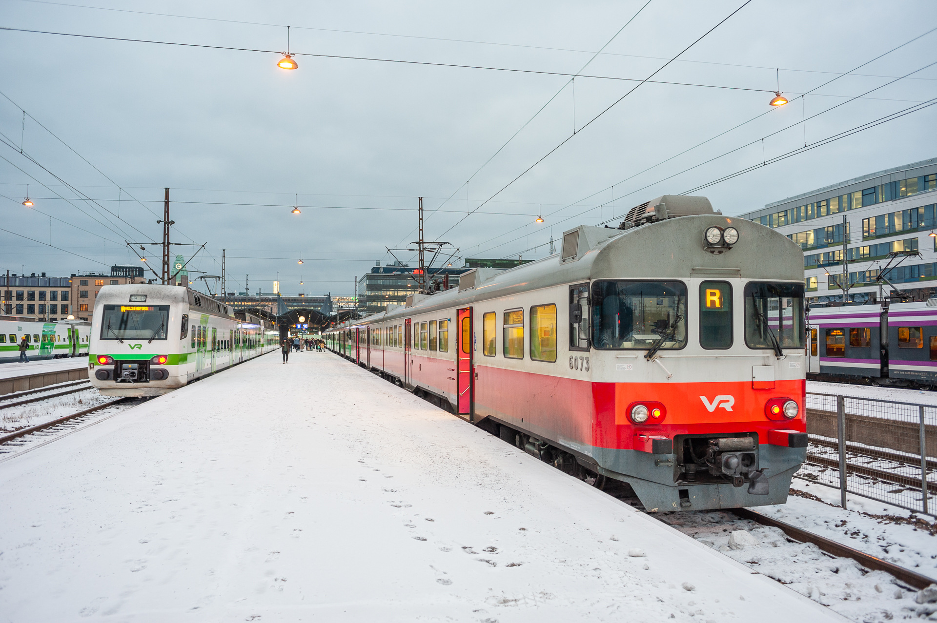 vr-sm2-6073-helsinki-central-railway-station-trainspo