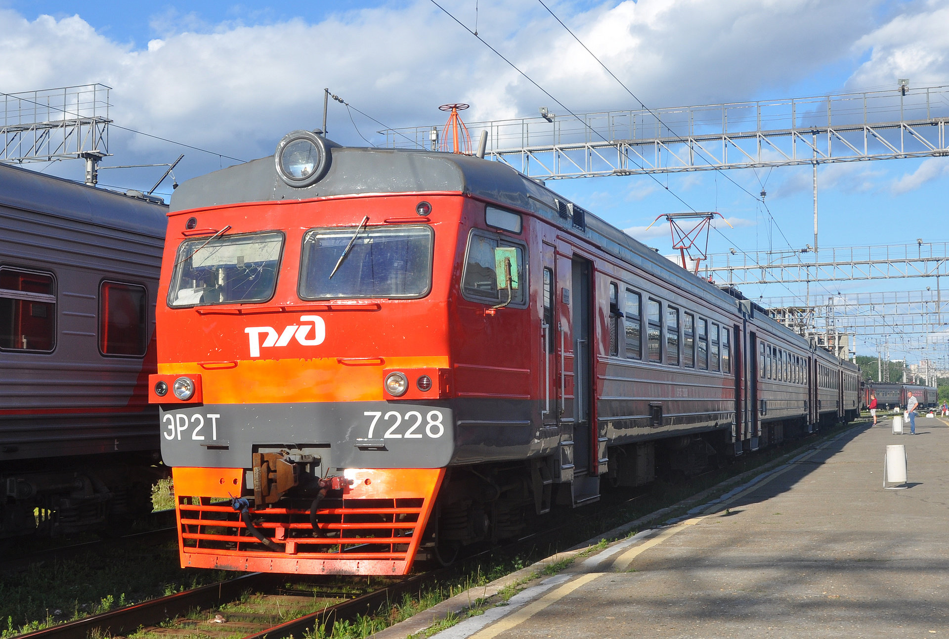 Rzd Er2t 7228 Stantsiya Perm Vtoraya — Trainspo