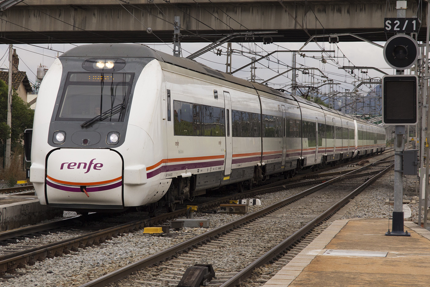 RENFE 449 022 / Mollet del Valles — Trainspo