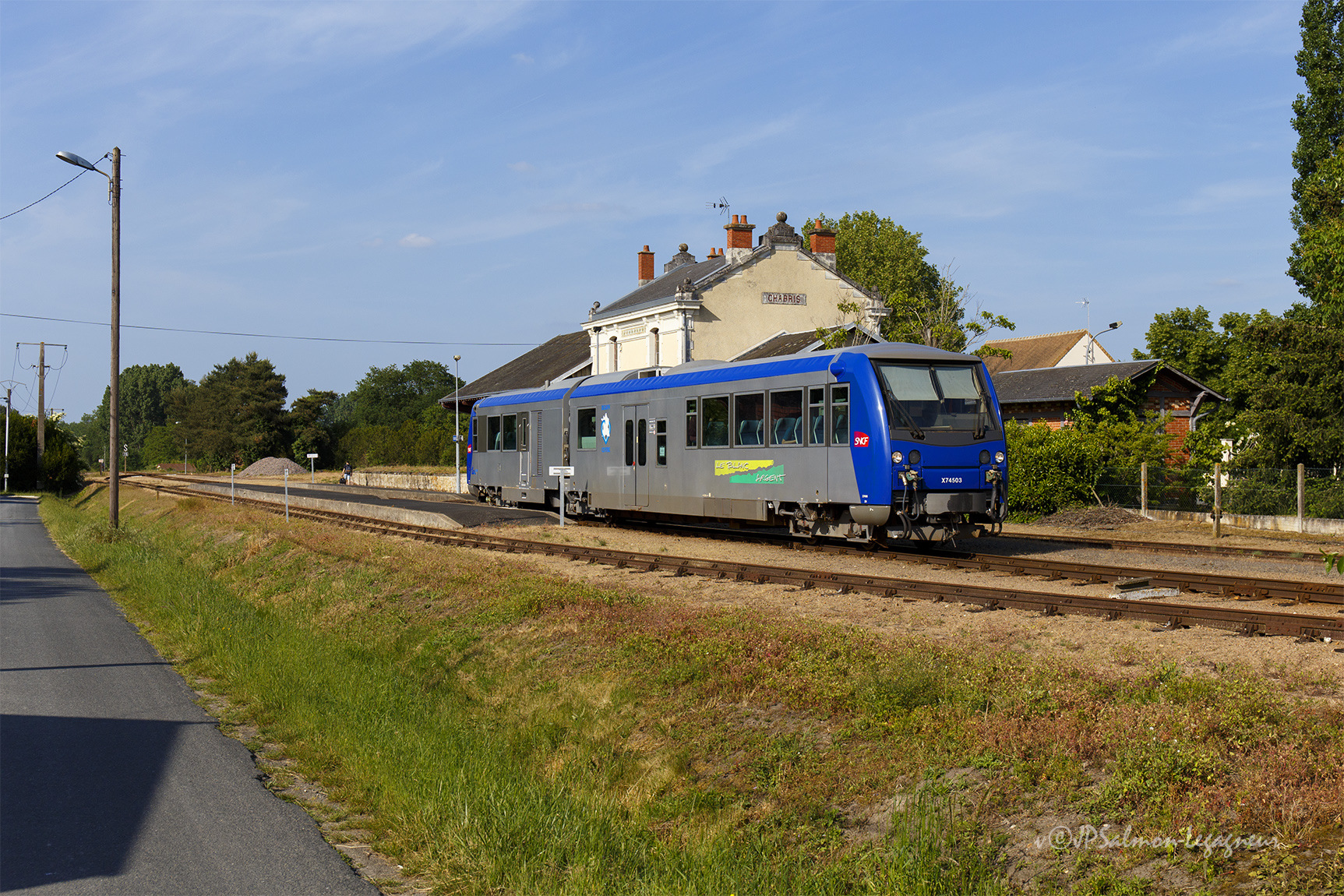 SNCF X 74500 74503 / Chabris — Trainspo