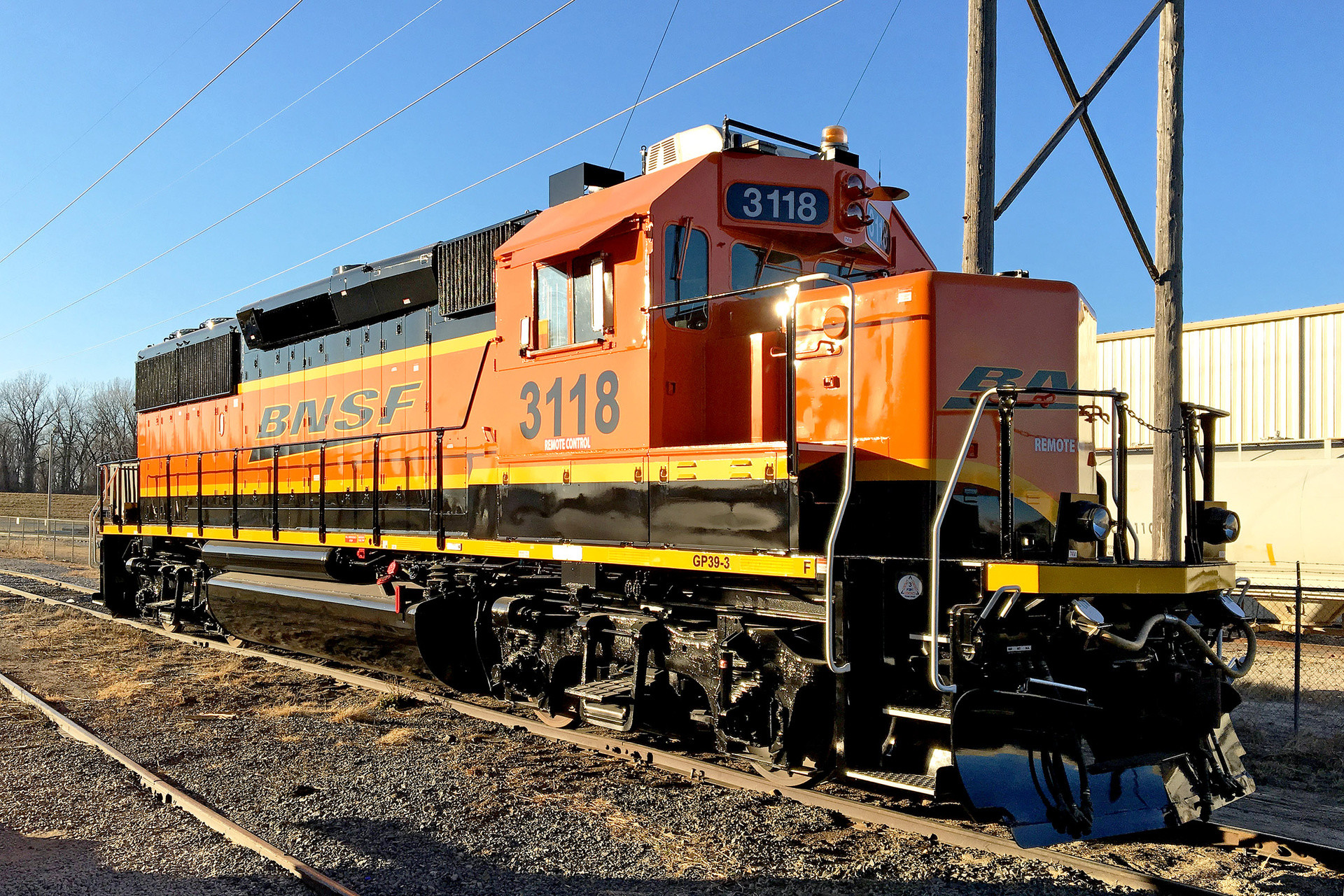 BNSF GP39-3 3118 / Kansas City, MO — Trainspo